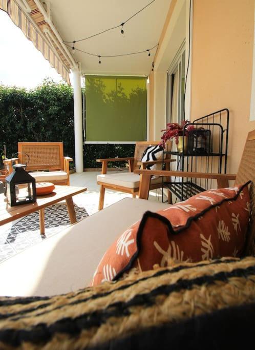 Cosy Appartement Entre Vignes Et Garrigue Avec Piscine Péret エクステリア 写真