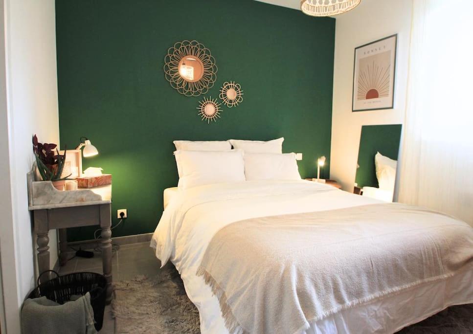 Cosy Appartement Entre Vignes Et Garrigue Avec Piscine Péret エクステリア 写真