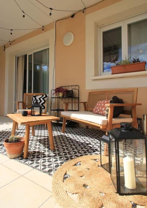 Cosy Appartement Entre Vignes Et Garrigue Avec Piscine Péret エクステリア 写真